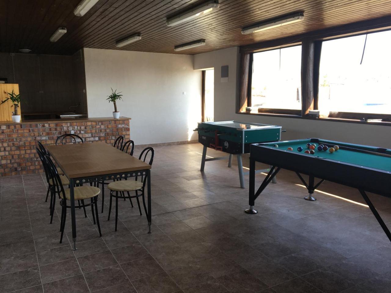 Pillango Vendeghaz Hotel Tallya ภายนอก รูปภาพ